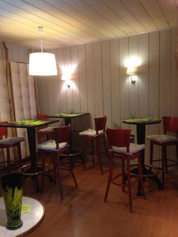 Hotel La Tour D'Auvergne Pont-lʼAbbé Værelse billede