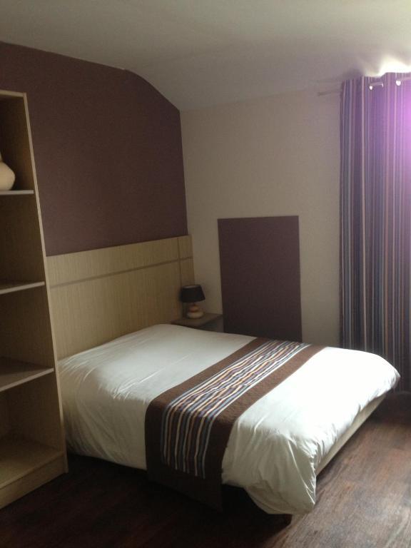 Hotel La Tour D'Auvergne Pont-lʼAbbé Værelse billede